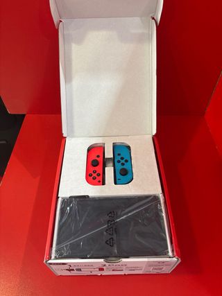 Consola Nintendo Switch Oled seminueva