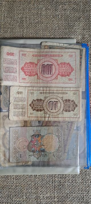 Álbum Billetes Mundo España, México, India, Irak