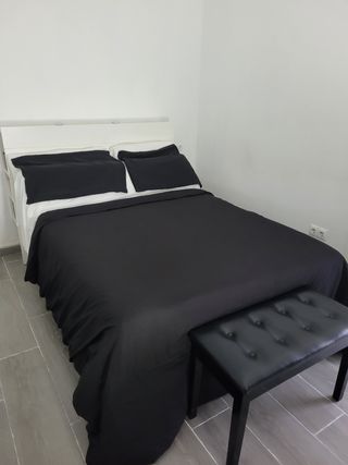 Funda nórdica negra con 2 fundas de almohada