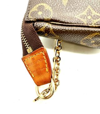 Bolso Louis Vuitton Pochette Accessoires Monogram