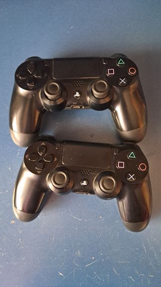 PS4 (PlayStation 4) Negra 1TB