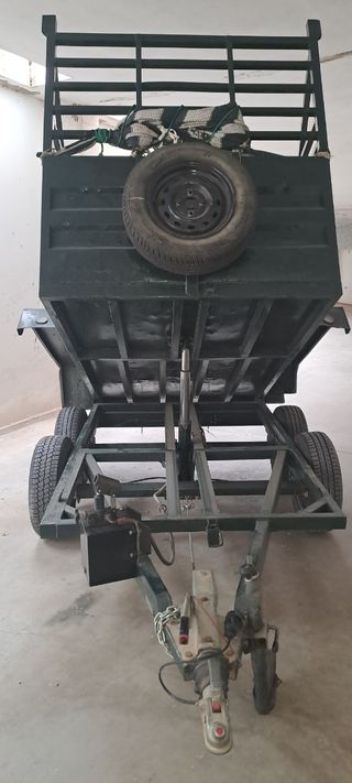 REMOLQUE LIGERO BASCULANTE