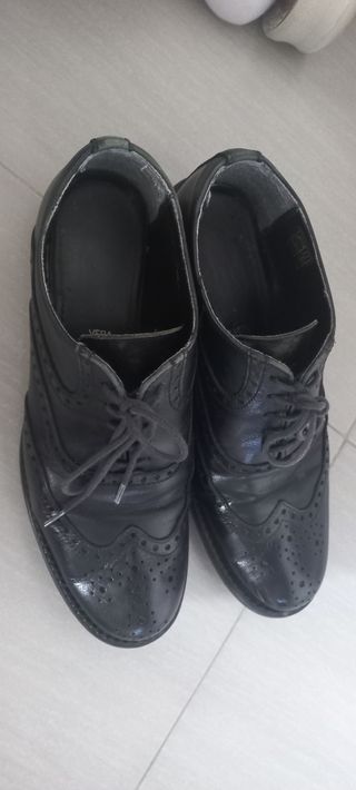 Scarpe donna vera pelle nere stringate