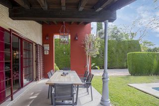 Chalet en alquiler en El Zaudín - Club de Golf en Bormujos