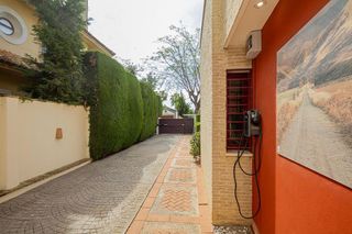Chalet en alquiler en El Zaudín - Club de Golf en Bormujos