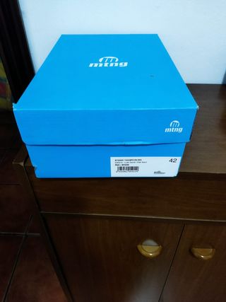 Zapatos deportivos casuales Mustang hombre 42