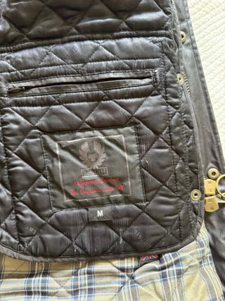 Cazadora Belstaff Negra. Chaleco incluido 