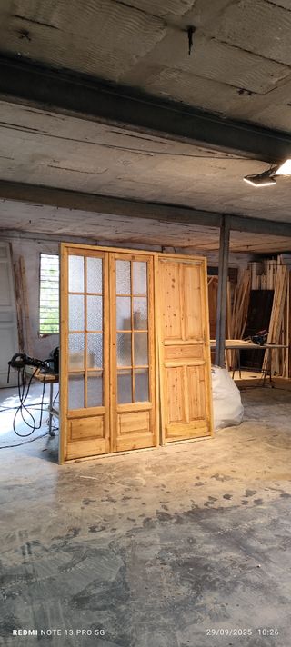 Puertas antiguas de madera recuperadas