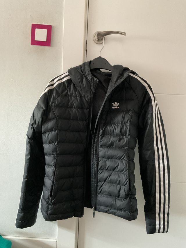 Abrigo acolchado Adidas negro