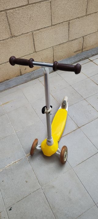 Patinete infantil 3 ruedas amarillo