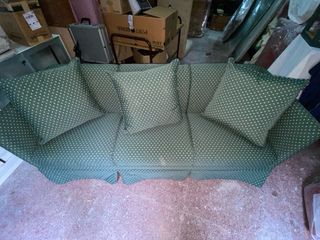 Último precio !!! Sofá de 3 plazas verde