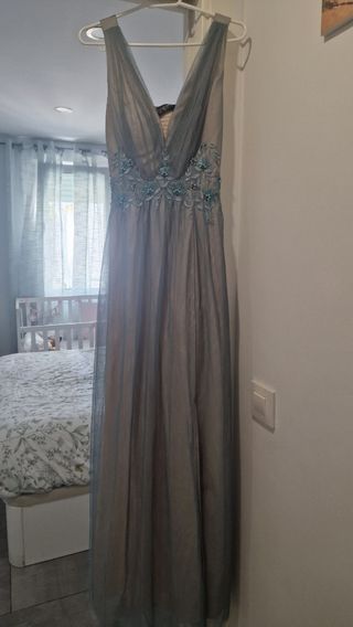 Vestido de fiesta azul grisáceo con etiqueta