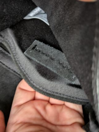 Bolso Zara ante negro con pluma