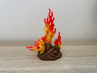 Playmobil fuego con brasas