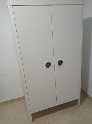 Armario infantil blanco