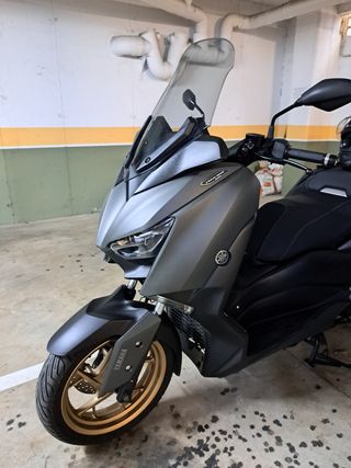 Yamaha XMAX 300cc Tech Max 2021