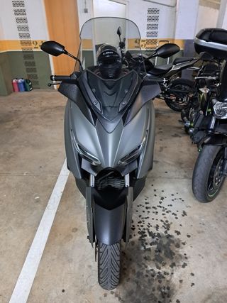 Yamaha XMAX 300cc Tech Max 2021
