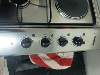 Encimera Mixta Balay Gas y Eléctrica