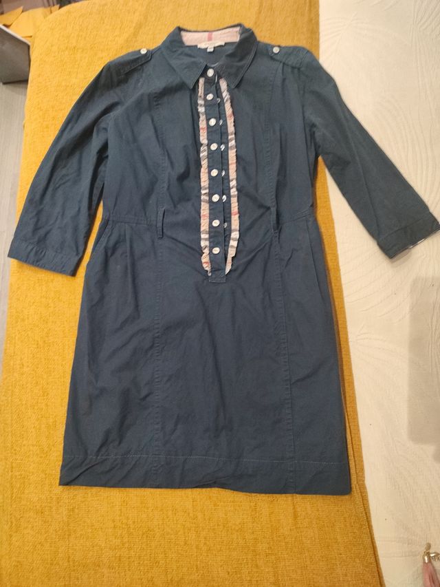 Vestido Burberry azul con volantes