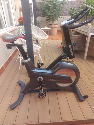 Bicicleta estática Salter Space Iron