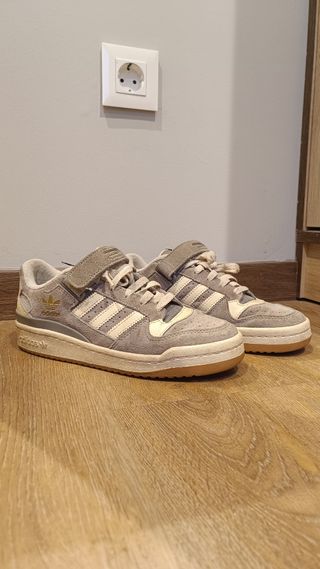 Adidas Forum Low Grises Talla 37