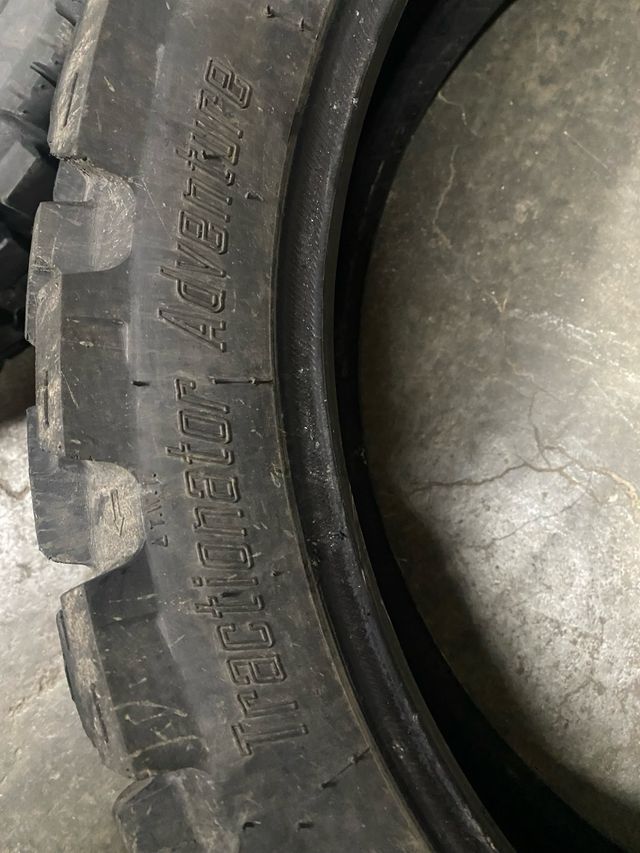 Juego ruedas motoZ
90/90-21 y 150/70-18