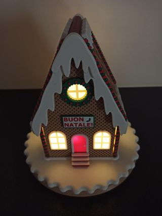 Casetta Natalizia con Luci 3D