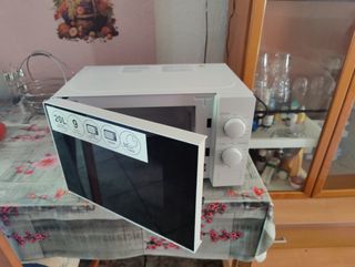 Microondas Grill 20L - Como Nuevo