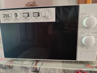 Microondas Grill 20L - Como Nuevo