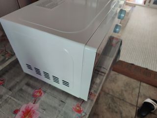 Microondas Grill 20L - Como Nuevo