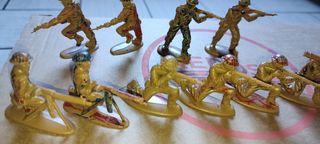 Soldatini in plastica