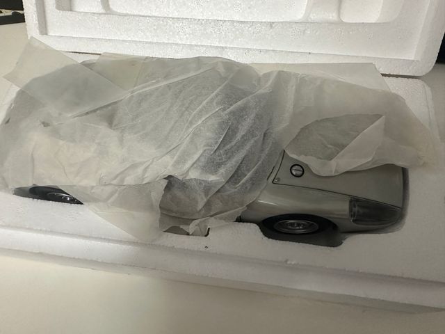 Minichamps Porsche 904 GTS 1:18