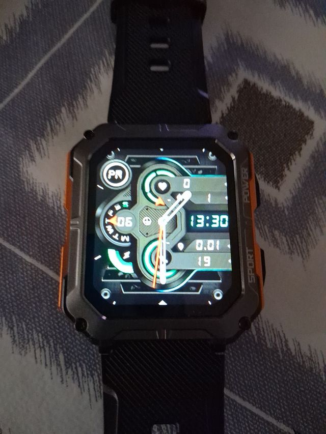 Smartwatch Negro y Naranja b8