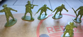 11 Soldatini plastica verdi Australiani