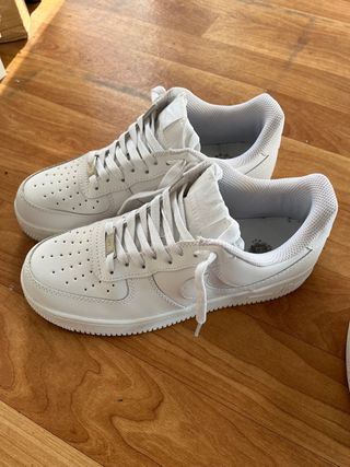 Lote 2 pares zapatillas Nike Air Force 1 blancas