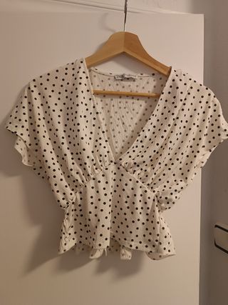 Top Zara lunares blanco y negro talla S