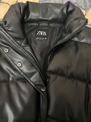 Chaqueta acolchada efecto piel Zara