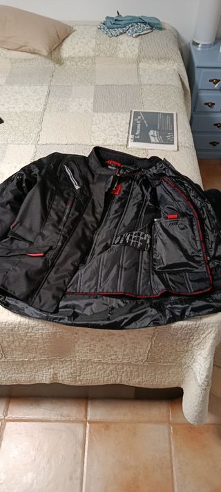 Cazadora Moto CHICA ARMURE Talla L Negra Nueva