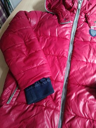 Cazadora niño roja y azul. Talla 16 años