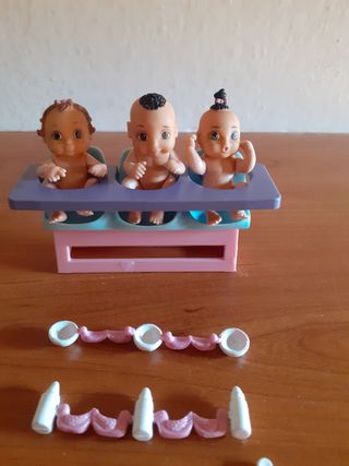 Bambolini 3 bambole e accessori