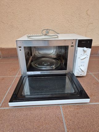 Microondas Whirlpool Talent - Bandeja no gira