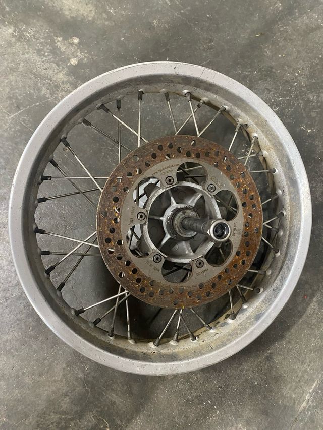 Llanta Trasera Aprilia Pegaso 17”