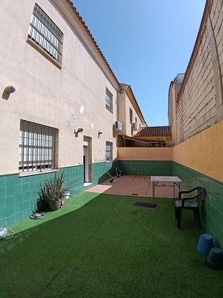 Casa adosada en venta en Centro en Bormujos
