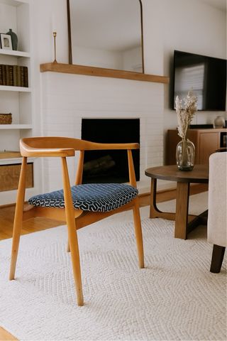 Sedie vintage in legno e tessuto