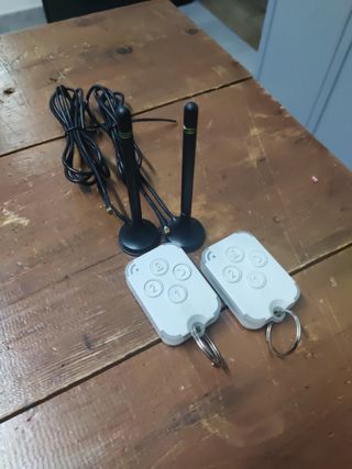 Antenas y mandos para alarma