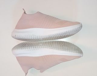 Zapatillas  Rosas y Blancas