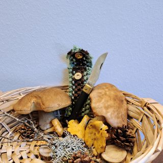 Porta coltellino macramè per funghi