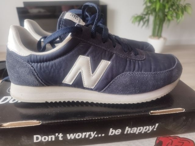 Zapatillas New Balance Azul y Blanco