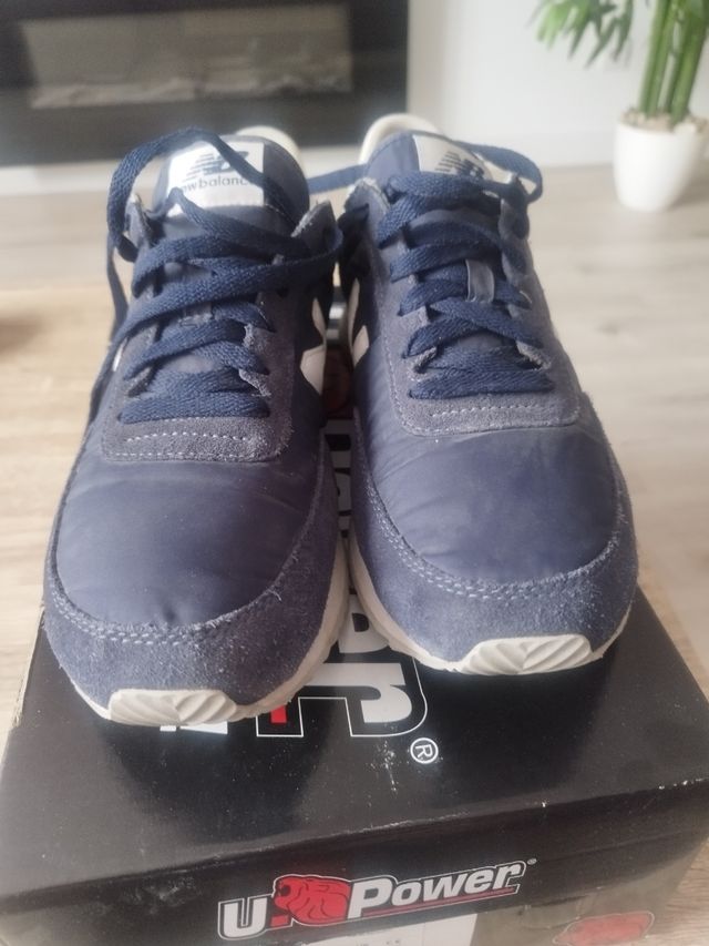 Zapatillas New Balance Azul y Blanco