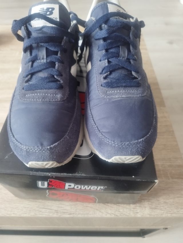 Zapatillas New Balance Azul y Blanco